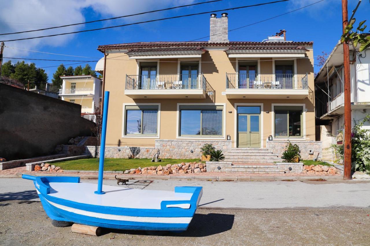 East & West Seaside Apartments Gialtra Exterior foto